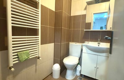 Alquiler de un acogedor apartamento de 2 habitaciones con balcón, Bucarest, Rumanía